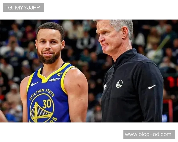 库里谈勇士聚光灯下的挑战与成功外界分析是不可或缺的一部分 库里谈勇士聚光灯下的挑战与成功外界分析是不可或缺的一部分