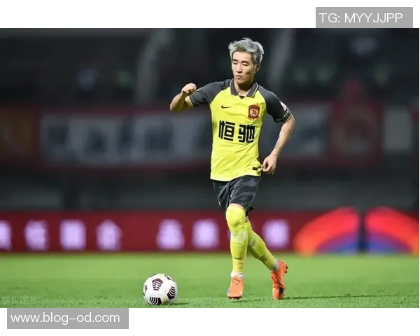 卡纳瓦罗谈中国球员留洋意愿称在国内当明星生活十分美好